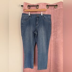 Soft Surroundings Cropped Ankle Length Stretchy Blue Jeans